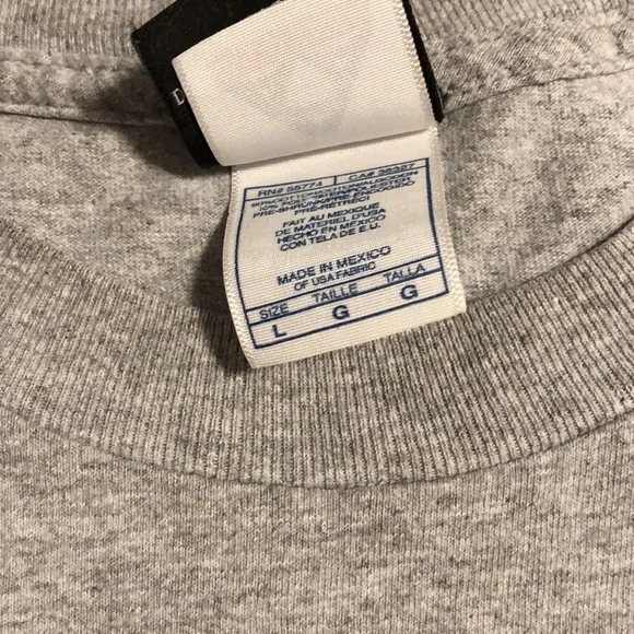 Dr. Seuss Grinch T-Shirt - Picture 14 of 16